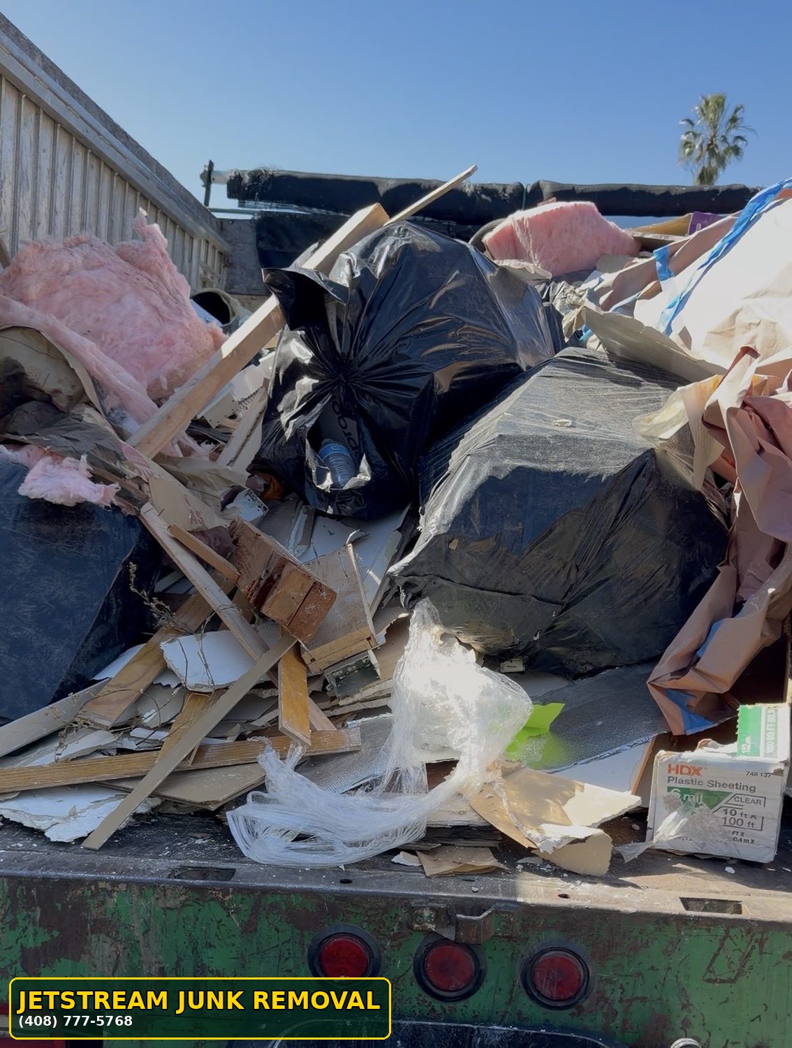 yard debris removal and property cleanout